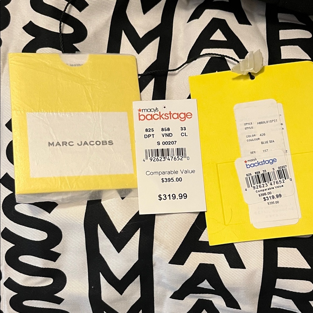 Marc Jacobs Black Canvas 'The Tote Bag' with Logo - Picture 2 of 6